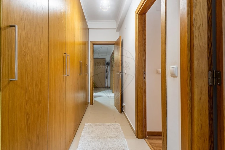 Apartamento T2 para Venda em Azambuja Foto 14