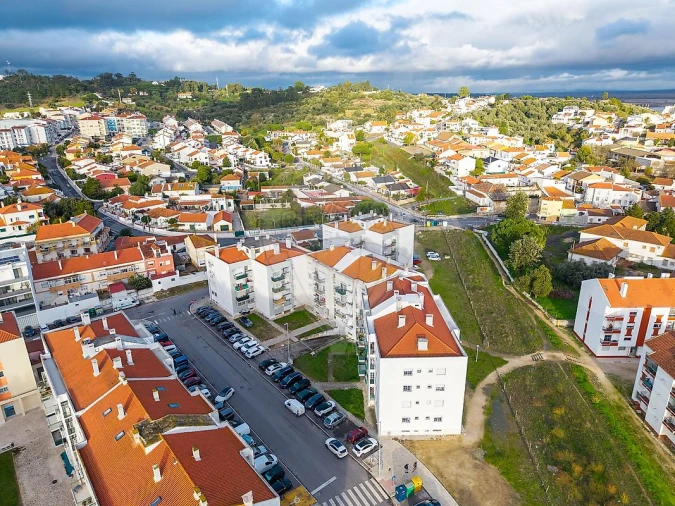 Apartamento T2 para Venda em Azambuja Foto 29
