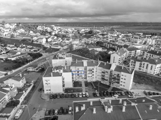 Apartamento T2 para Venda em Azambuja Foto 30