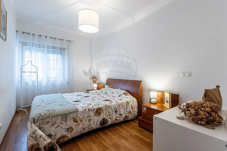 Apartamento T2 para Venda em Azambuja Foto 15