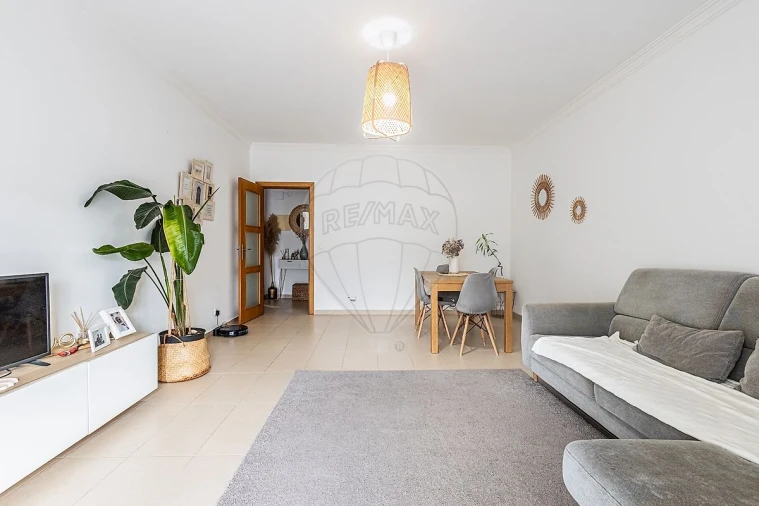 Apartamento T2 para Venda em Azambuja Foto 3