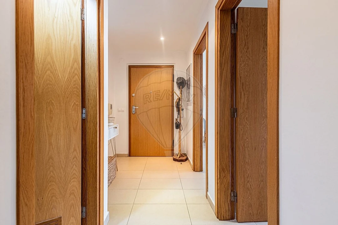 Apartamento T2 para Venda em Azambuja Foto 24