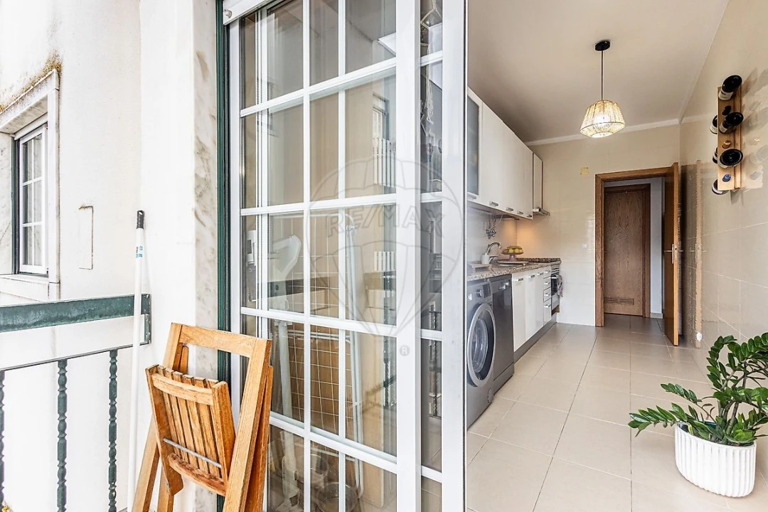 Apartamento T2 para Venda em Azambuja Foto 11