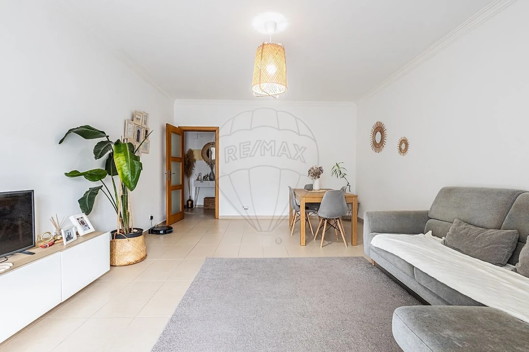 Apartamento T2 para Venda em Azambuja Foto 3