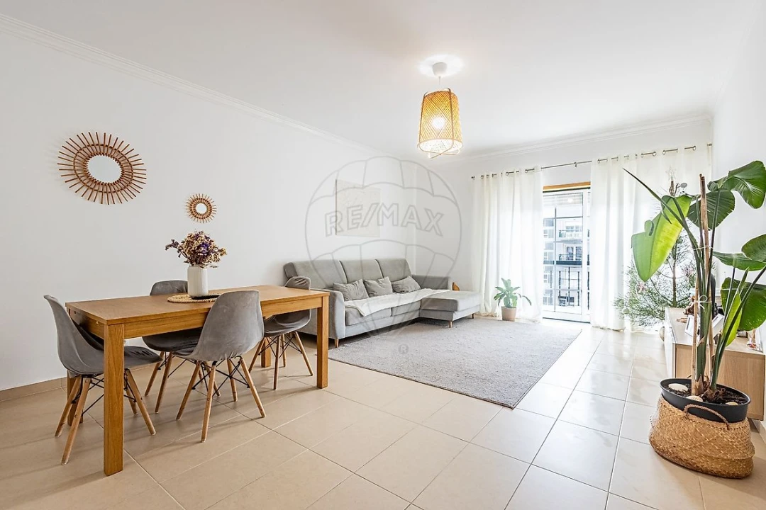 Apartamento T2 para Venda em Azambuja Foto 1