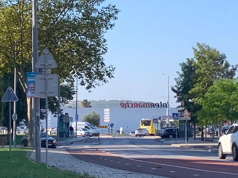 Apartamento T2 para Venda em Cacém e São Marcos Foto 41