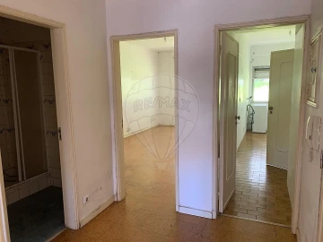 Apartamento T2 para Venda em Agualva e Mira-Sintra