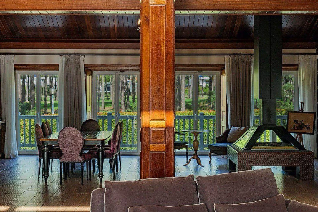 Moradia T5 para Venda em Charneca de Caparica e Sobreda Foto 3