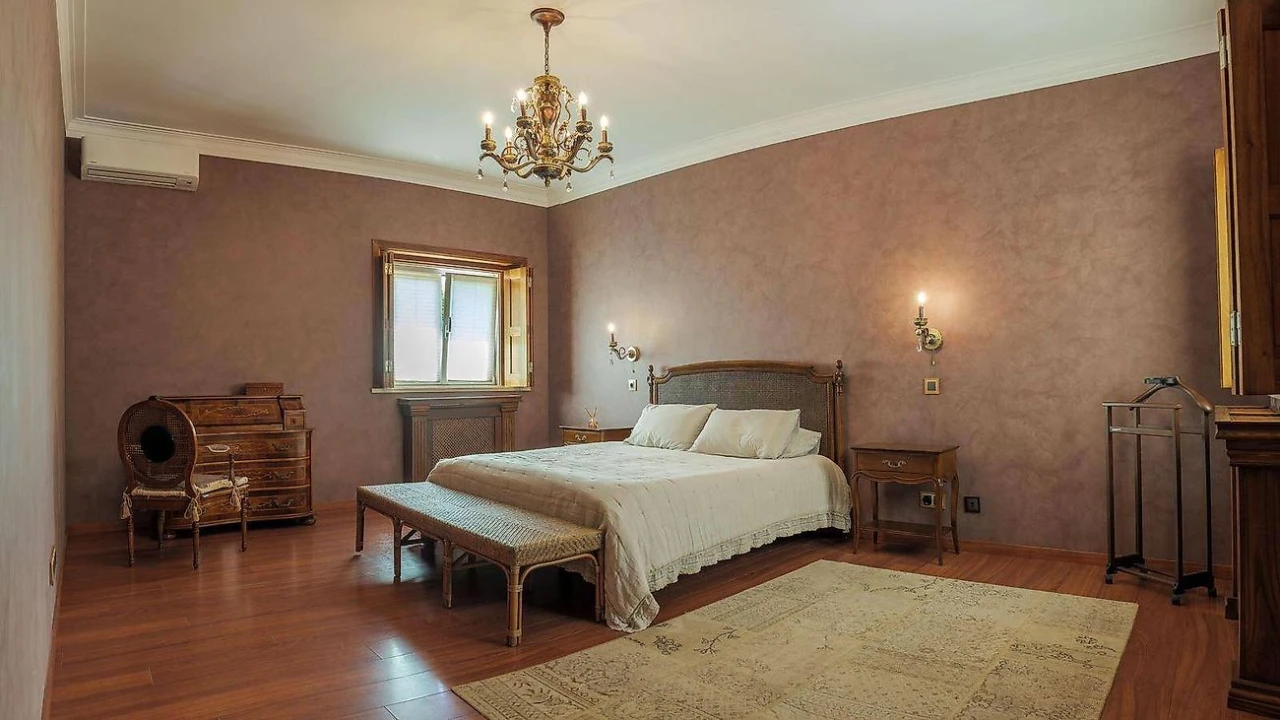 Moradia T5 para Venda em Charneca de Caparica e Sobreda Foto 11