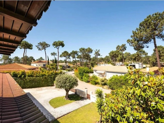 Moradia T5 para Venda em Charneca de Caparica e Sobreda Foto 15