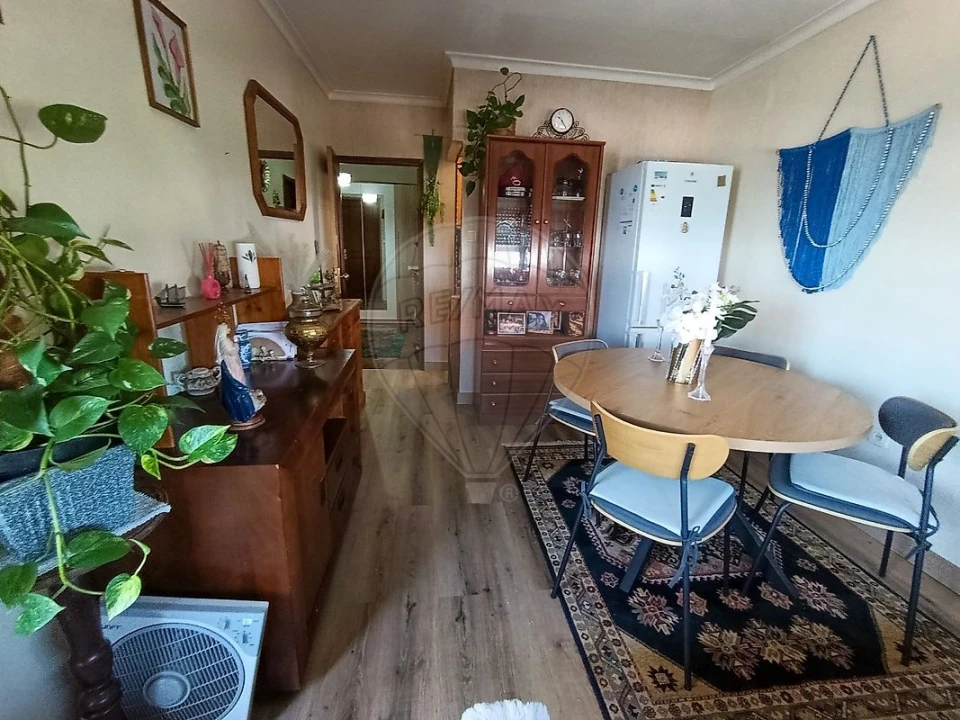 Apartamento T1 para Arrendamento em Oliveira do Douro Foto 4