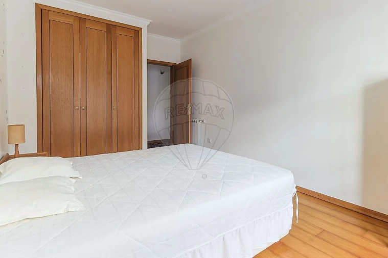 Apartamento T2 para Arrendamento em Buarcos Foto 8