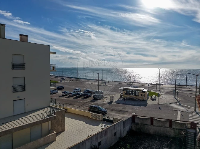 Apartamento T2 para Arrendamento em Buarcos Foto 3