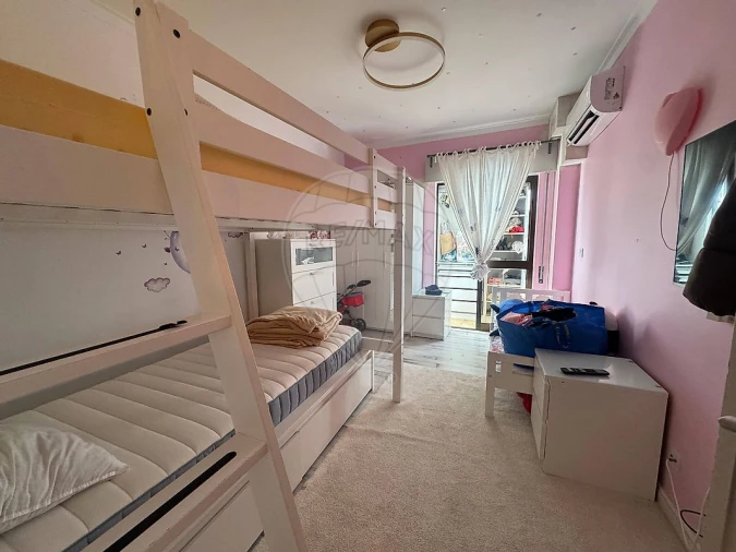 Apartamento T2 para Arrendamento em Rio de Mouro Foto 16