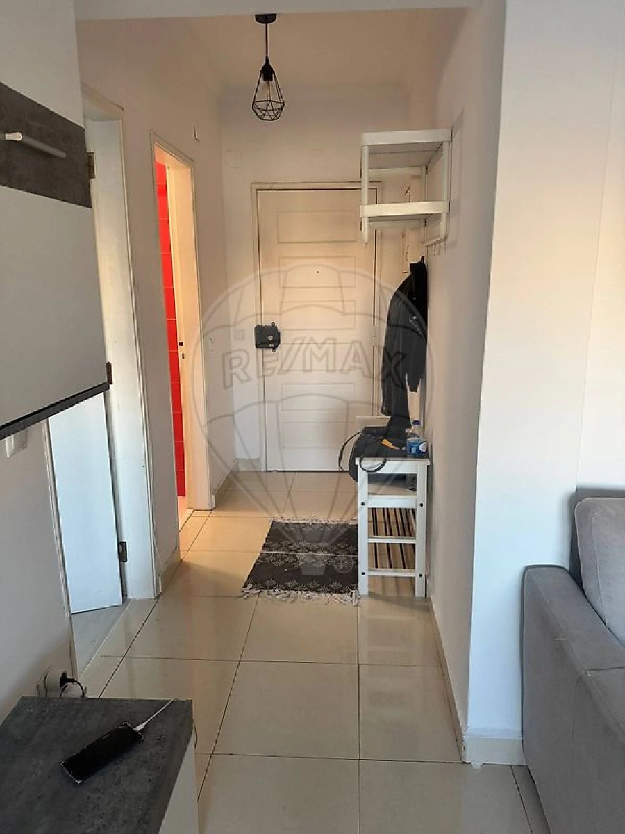 Apartamento T1 para Venda em Laranjeiro e Feijó Foto 7