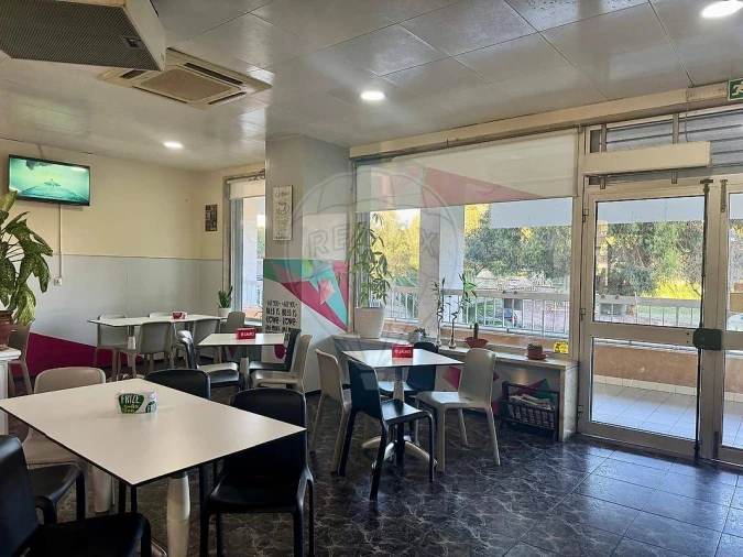 Negócio para Venda em Póvoa de Santa Iria e Forte da Casa