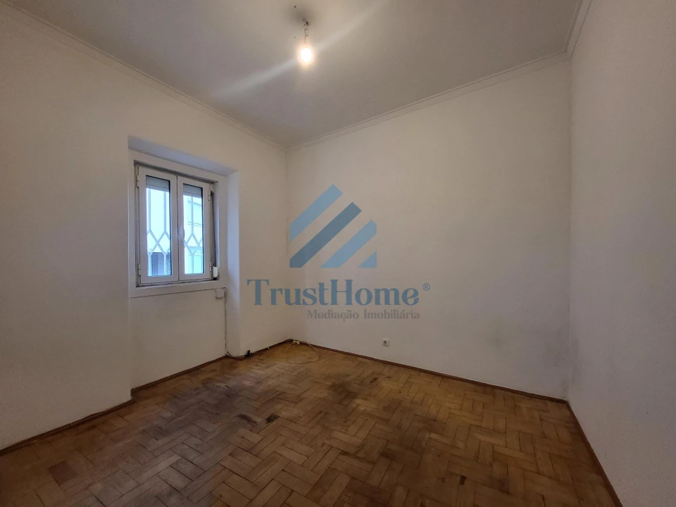 Moradia T2 para Venda em Agualva e Mira-Sintra Foto 14