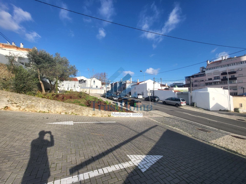 Moradia T2 para Venda em Agualva e Mira-Sintra Foto 25