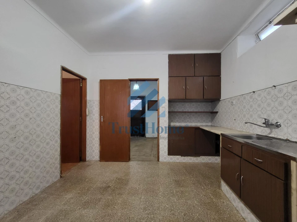 Moradia T2 para Venda em Agualva e Mira-Sintra Foto 7