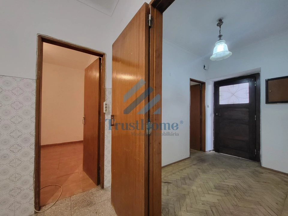 Moradia T2 para Venda em Agualva e Mira-Sintra Foto 8