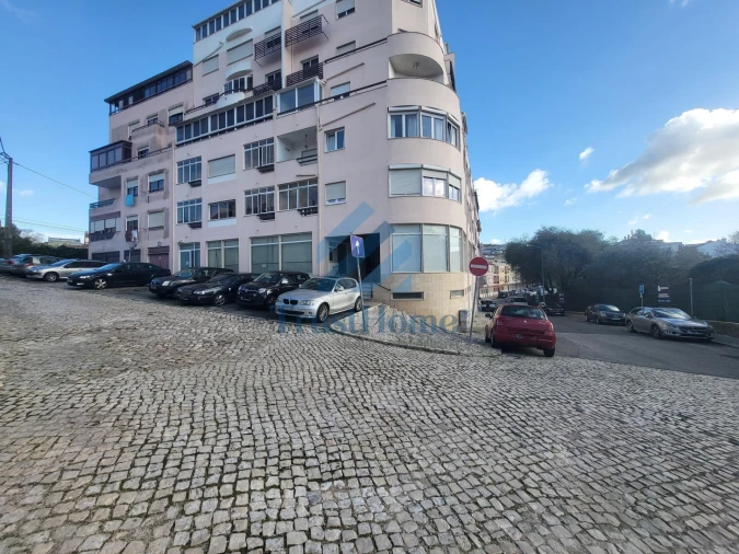 Moradia T2 para Venda em Agualva e Mira-Sintra Foto 22