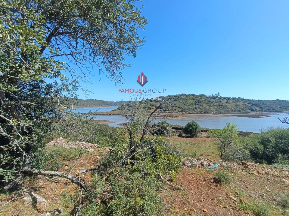 Terreno para Venda em Estômbar e Parchal Foto 28