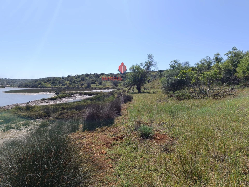 Terreno para Venda em Estômbar e Parchal Foto 35