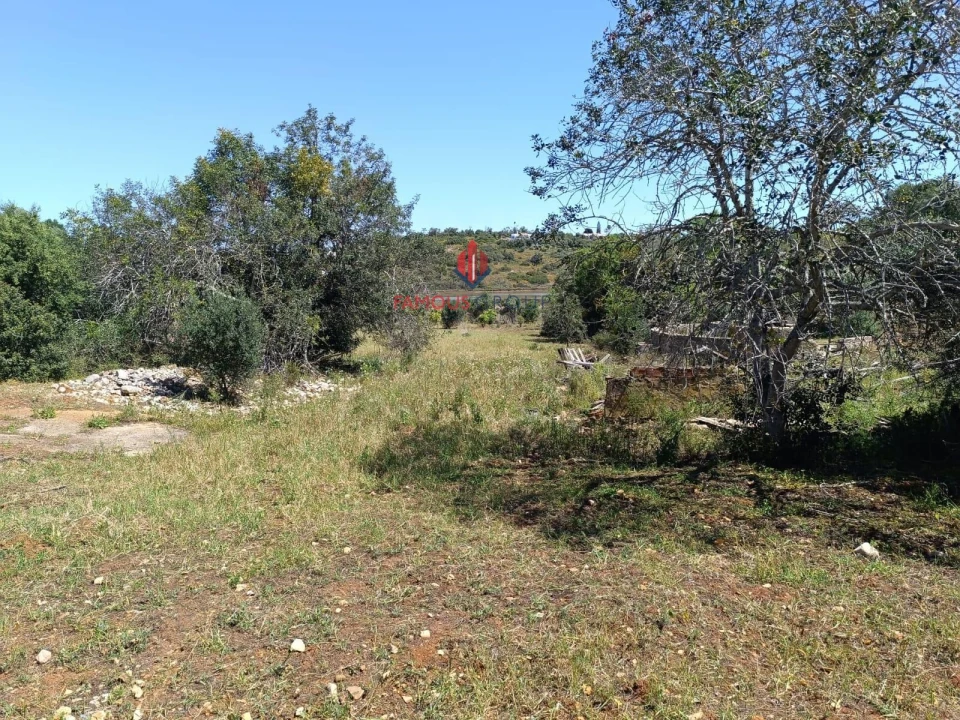 Terreno para Venda em Estômbar e Parchal Foto 8