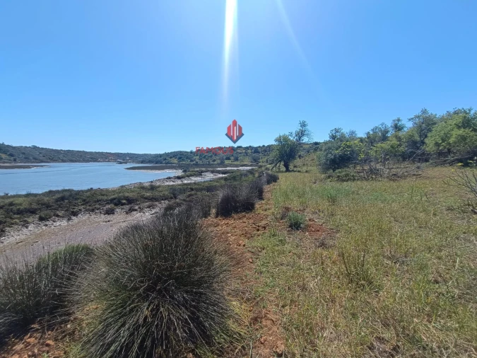 Terreno para Venda em Estômbar e Parchal Foto 3