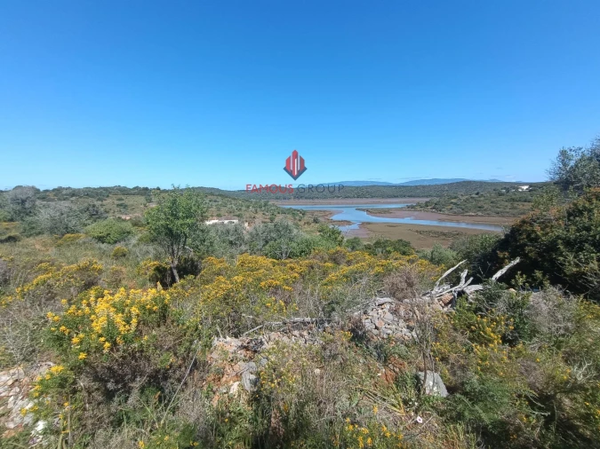Terreno para Venda em Estômbar e Parchal Foto 45