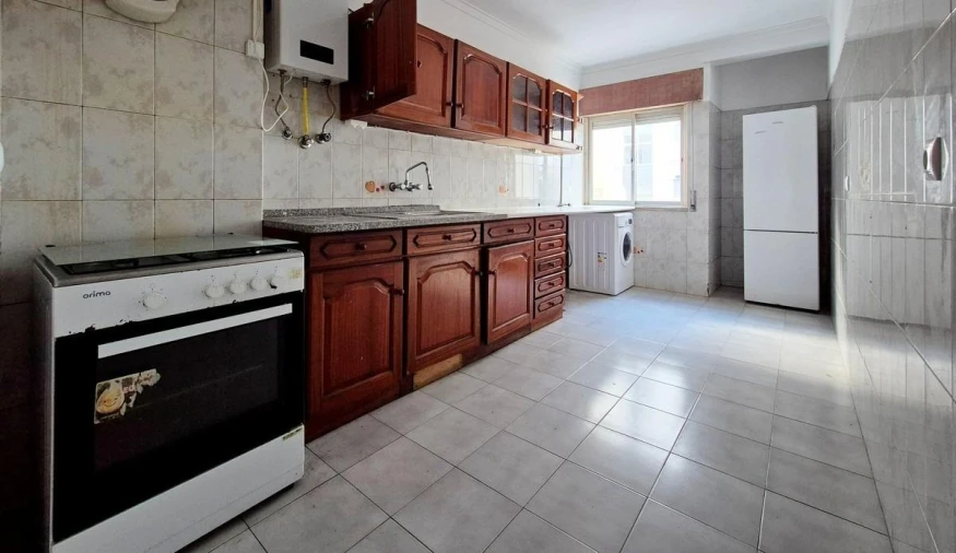 Apartamento T3 para Venda em Rio de Mouro Foto 8