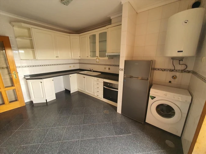 Apartamento T2 para Venda em Mafamude e Vilar do Paraíso Foto 7