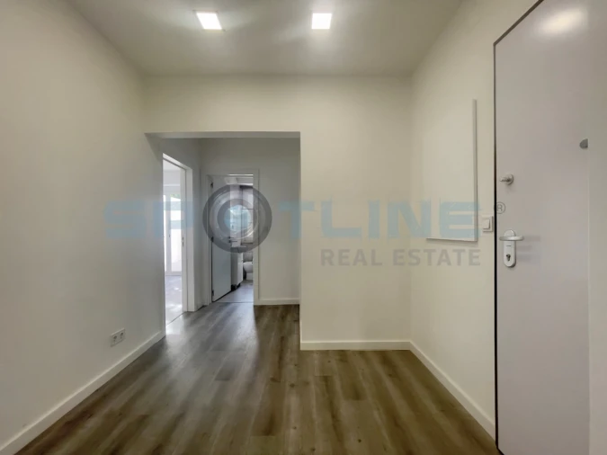 Apartamento T2 para Arrendamento em Campo de Ourique Foto 6