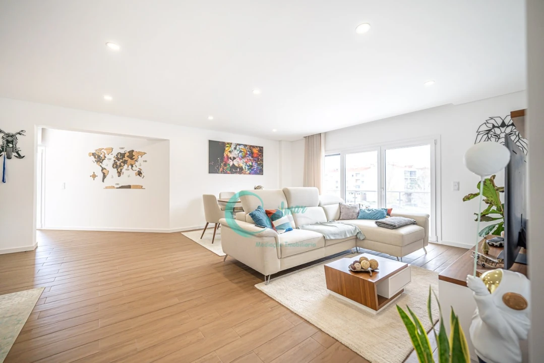 Apartamento T3 para Venda em Pinhal Novo Foto 1