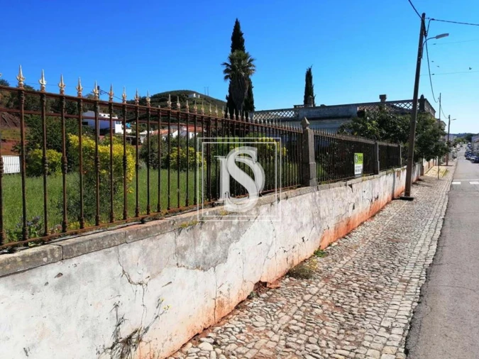 Moradia T4 para Venda em Santa Catarina da Fonte do Bispo Foto 29