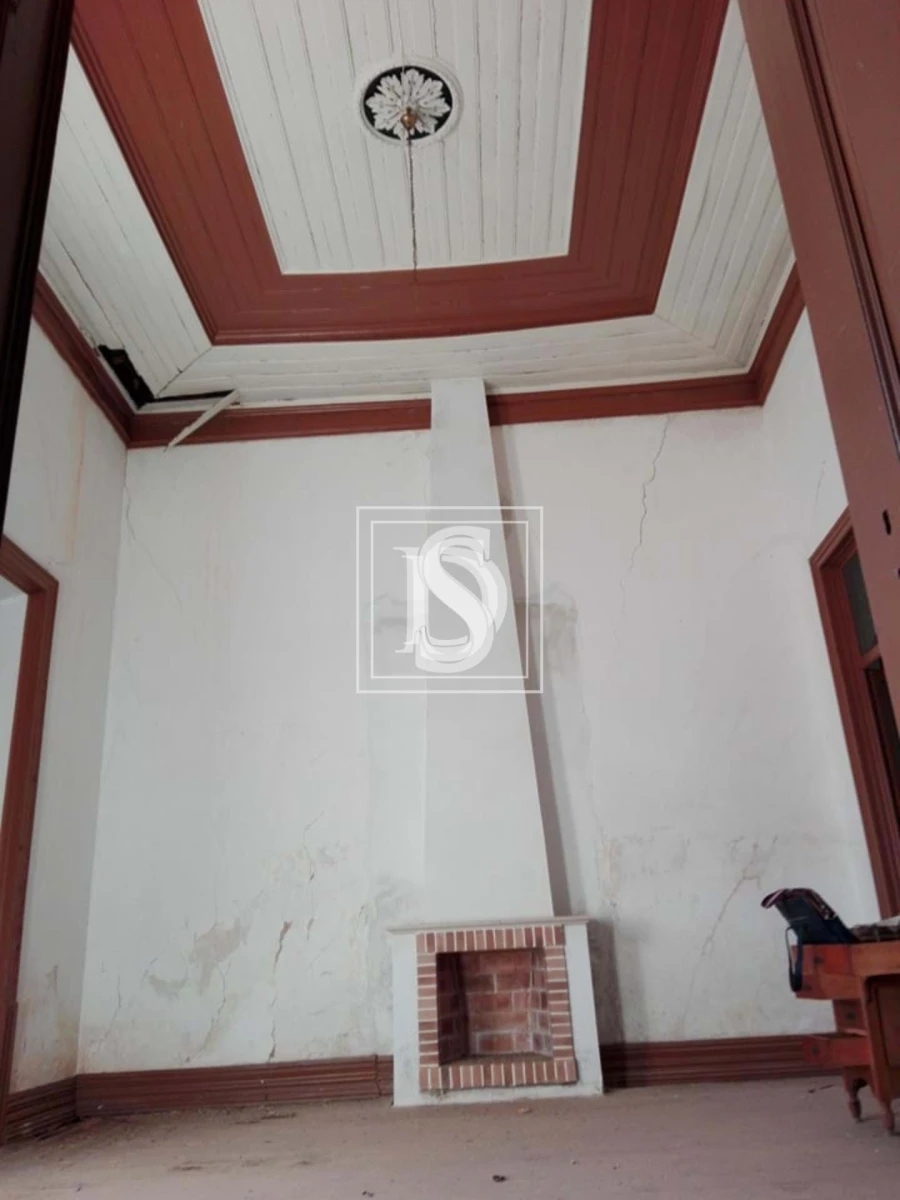 Moradia T4 para Venda em Santa Catarina da Fonte do Bispo Foto 3