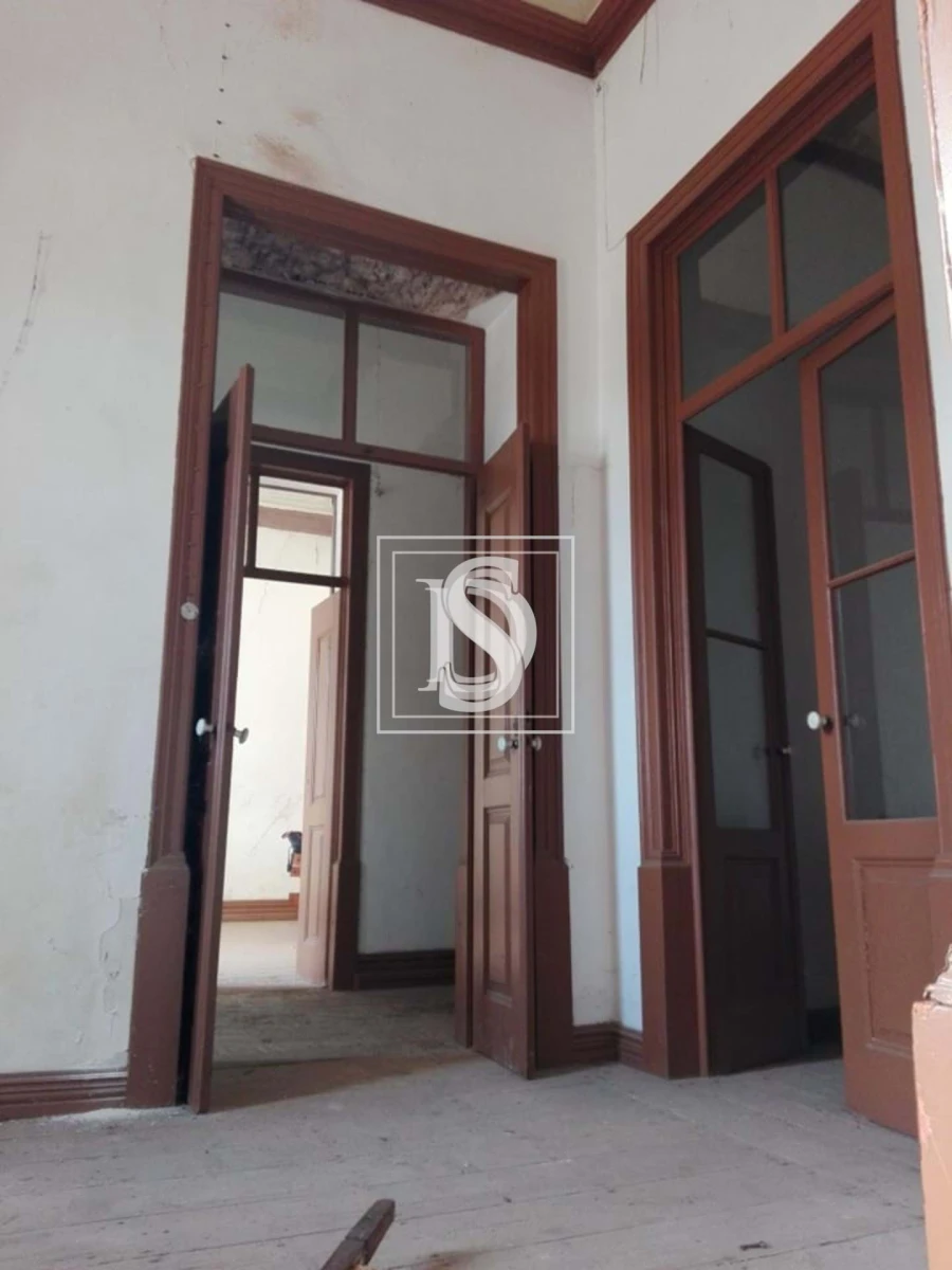 Moradia T4 para Venda em Santa Catarina da Fonte do Bispo Foto 4