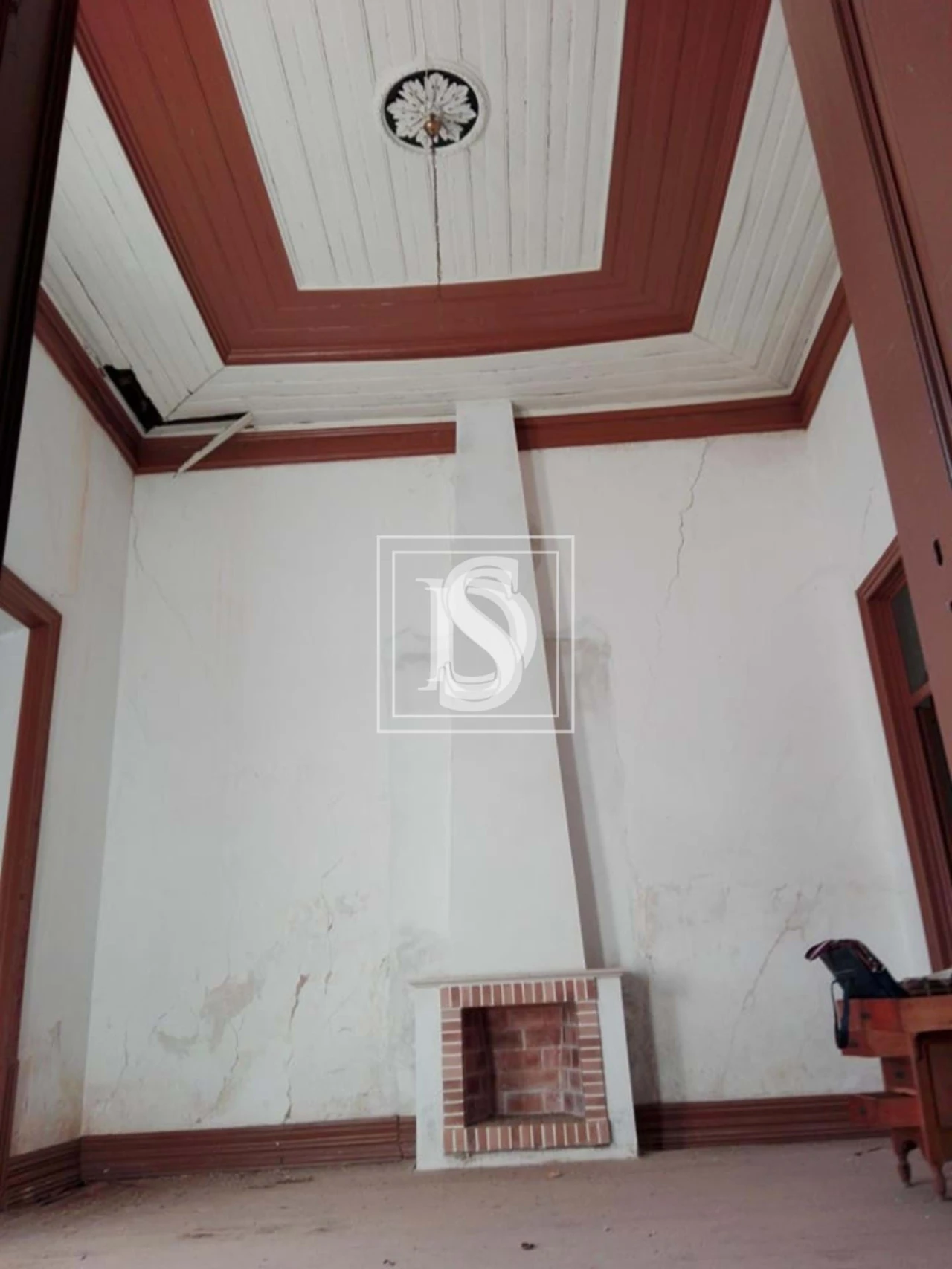 Moradia T4 para Venda em Santa Catarina da Fonte do Bispo Foto 3