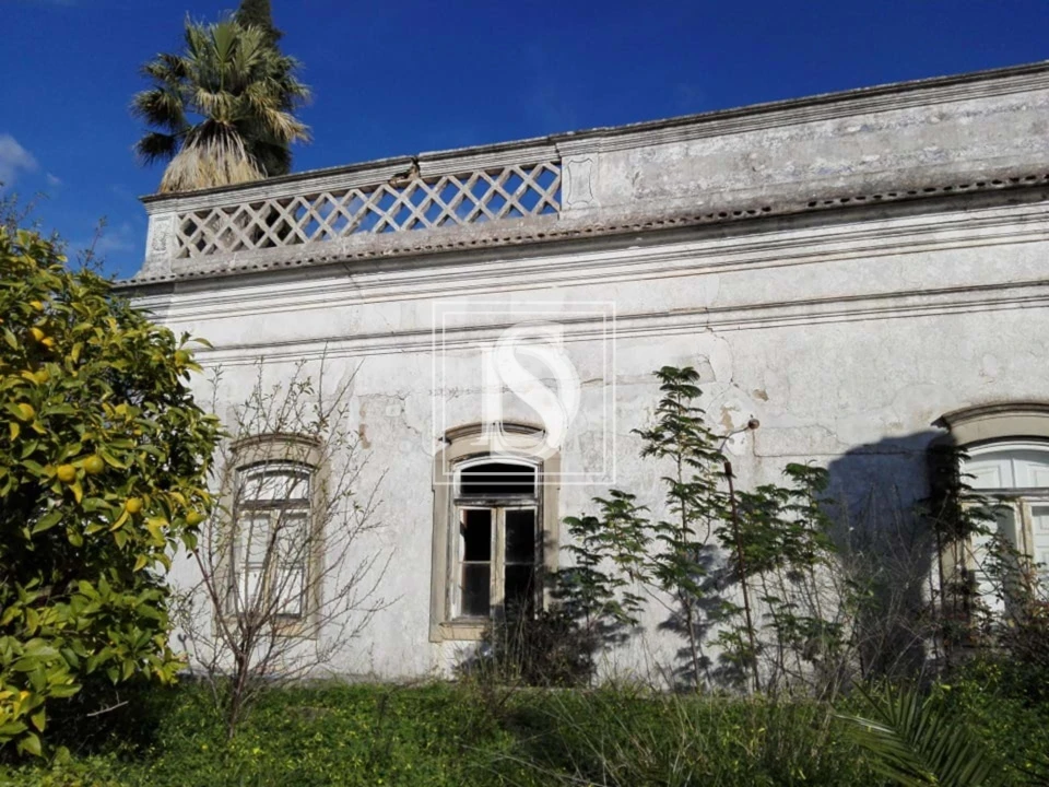 Moradia T4 para Venda em Santa Catarina da Fonte do Bispo Foto 2