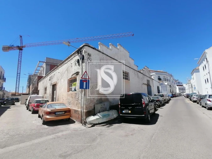 Armazém para Venda em Tavira (Santa Maria e Santiago) Foto 1