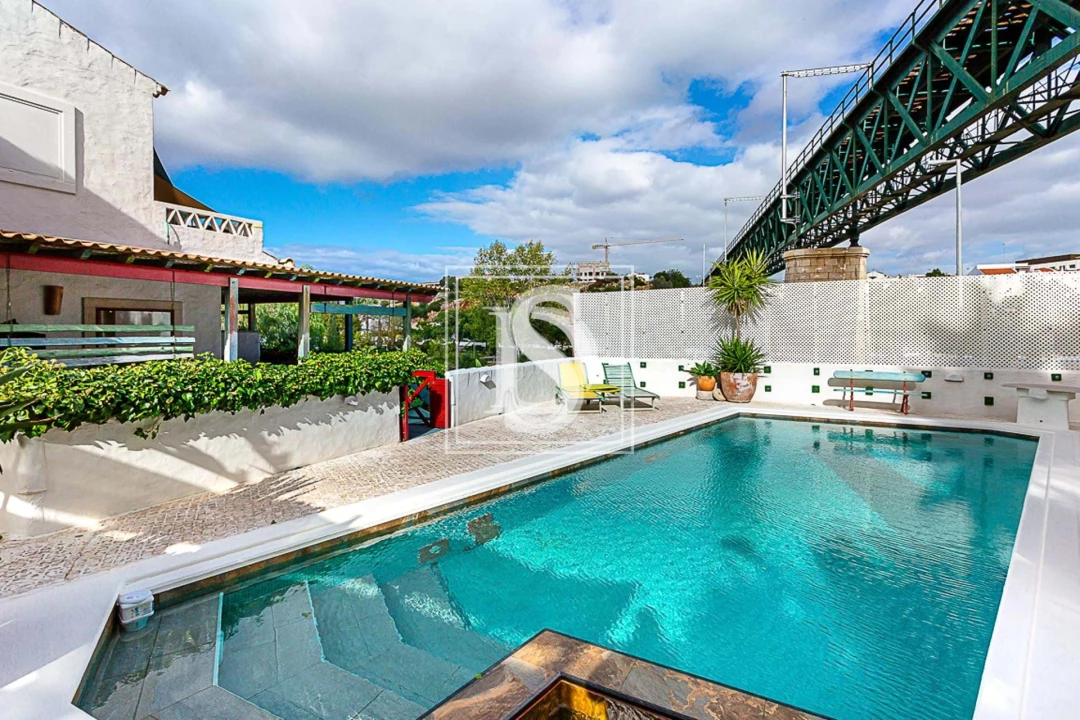 Moradia T6 para Venda em Tavira (Santa Maria e Santiago) Foto 8