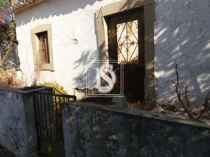 Moradia T5 para Venda em Santa Catarina da Fonte do Bispo Foto 5