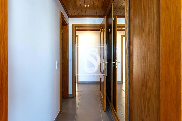 Apartamento T5 para Venda em Faro (Sé e São Pedro) Foto 38