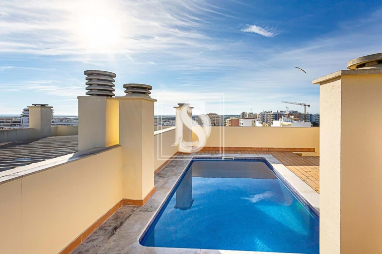 Apartamento T5 para Venda em Faro (Sé e São Pedro) Foto 7