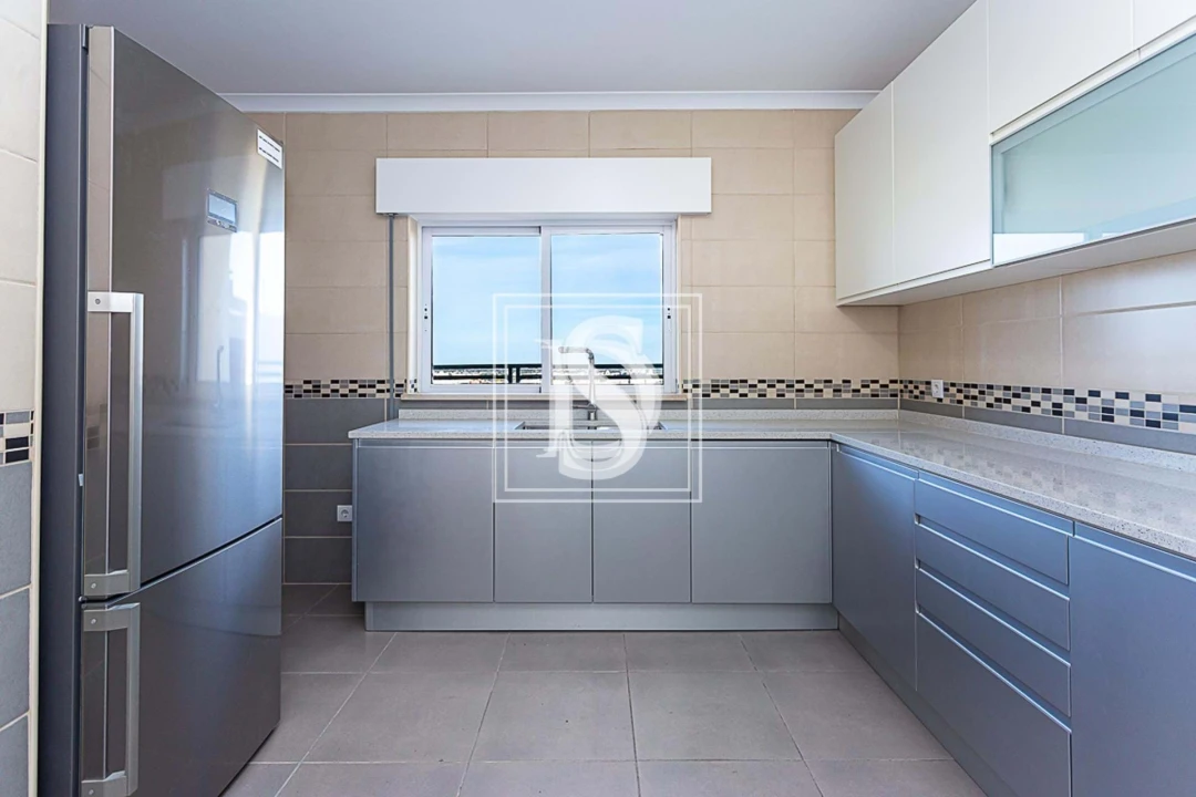 Apartamento T5 para Venda em Faro (Sé e São Pedro) Foto 23