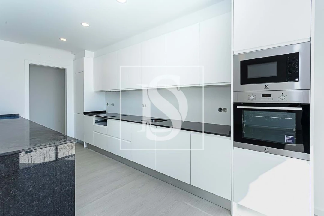 Moradia T4 para Venda em Tavira (Santa Maria e Santiago) Foto 10