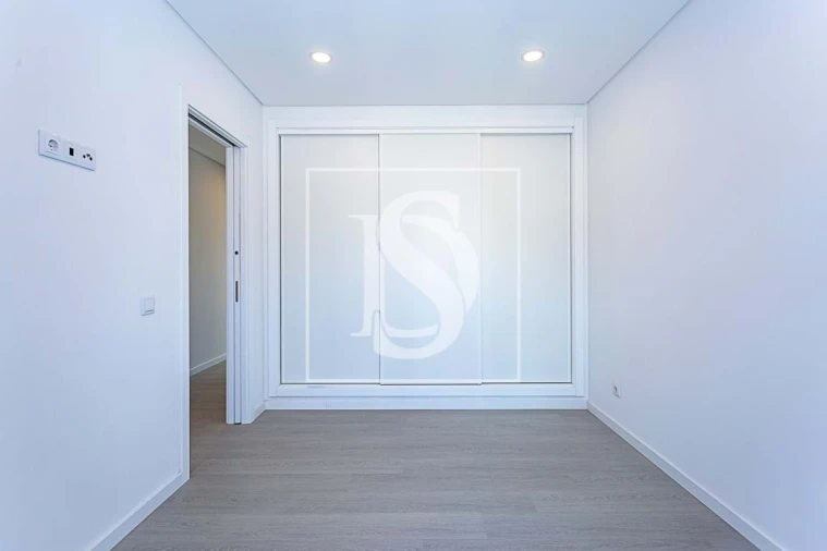 Moradia T4 para Venda em Tavira (Santa Maria e Santiago) Foto 4