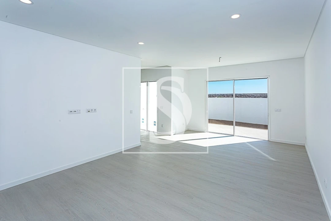 Moradia T4 para Venda em Tavira (Santa Maria e Santiago) Foto 9