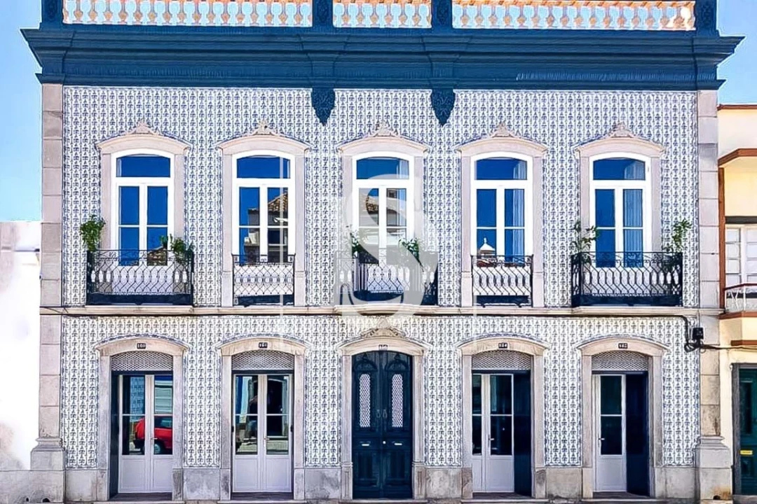 Moradia T6 para Venda em Tavira (Santa Maria e Santiago) Foto 1