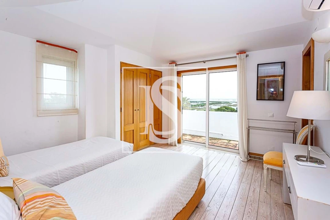 Moradia T6 para Venda em Conceição e Cabanas de Tavira Foto 37